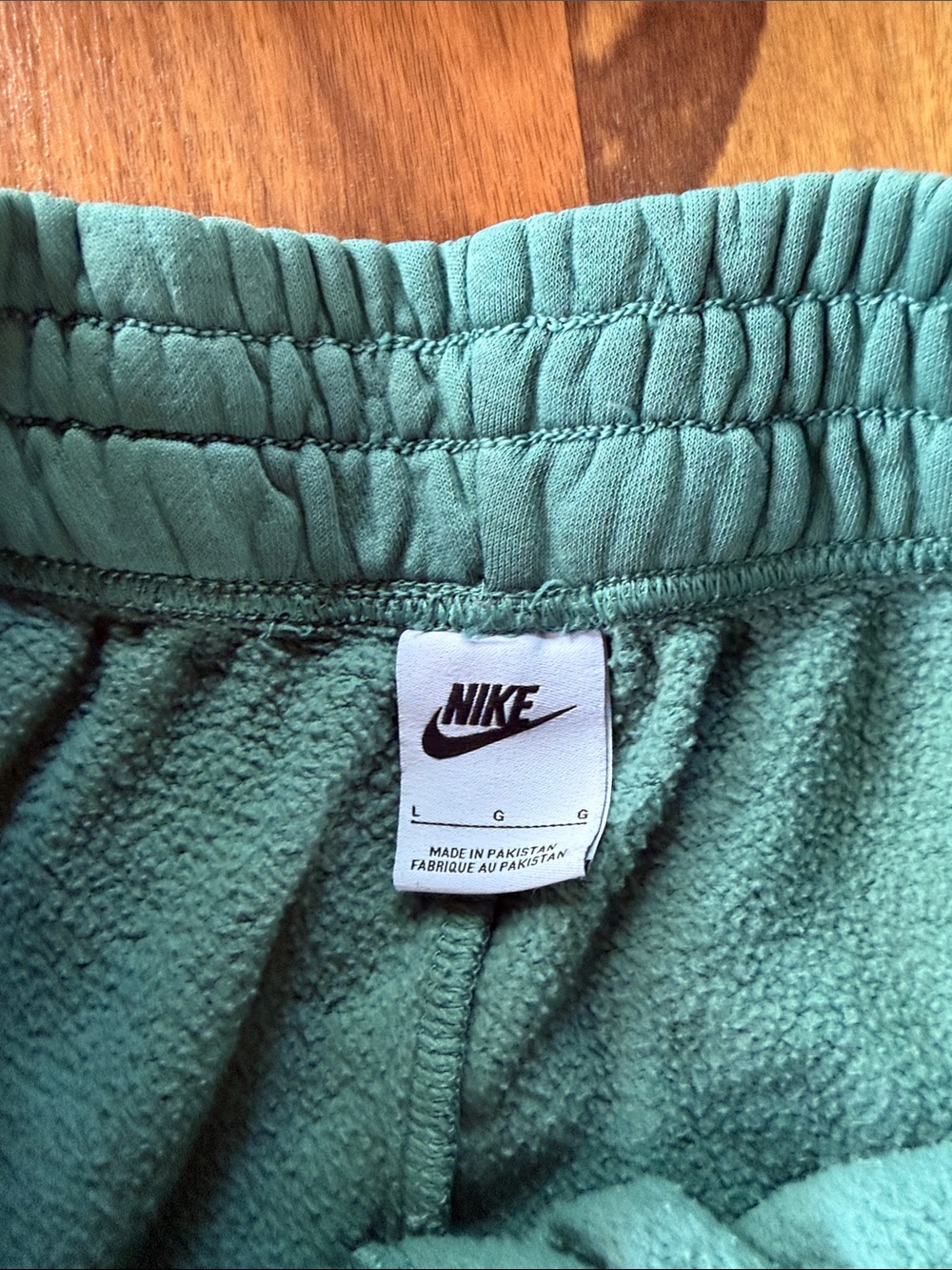 Nike Teal Green Pullover Hoodie and Joggers Set - Picture 4 of 9